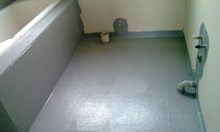 Liquid-waterproofing-bathroom-floor-1