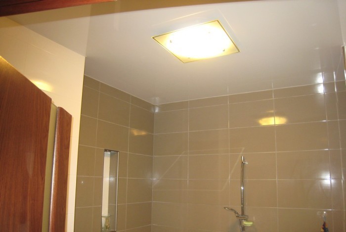 Осветительные приборы для ванной.