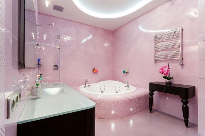 Ванная комната розовая. 