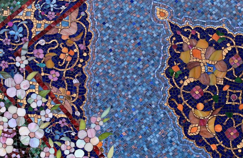 Пример мозаичного панно из многогранной плитки
