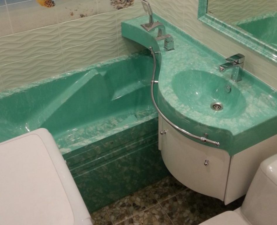 раковина над ванной зеленая