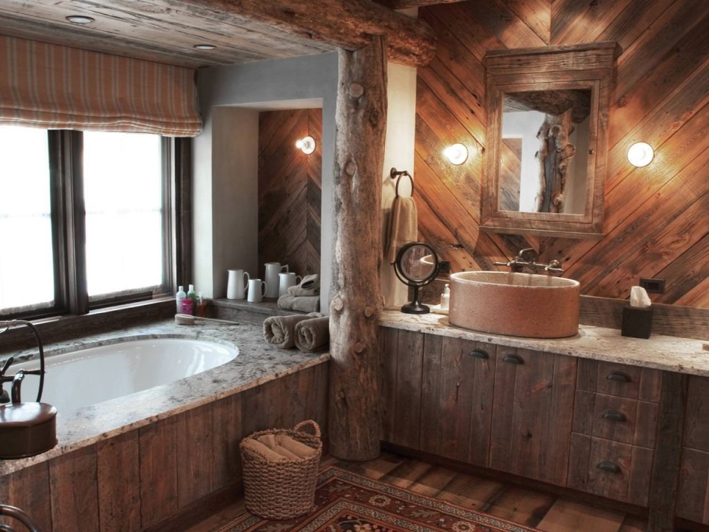 Интерьер ванной в деревянном доме в стиле кантри