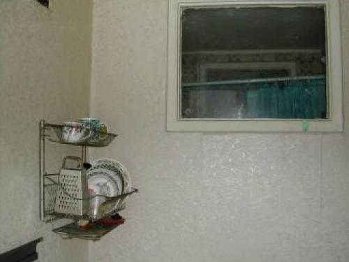 Окно между ванной и кухней в хрущевке чем заделать. Оформления окна между кухней и ванной в закладки 9 33