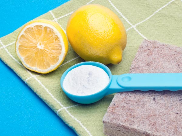 очищение плитки с помощью лимона