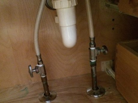 leaking bathroom faucet