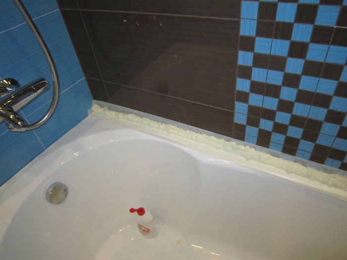 фото:Как установить ПВХ уголок на ванну. Фотоинструкция