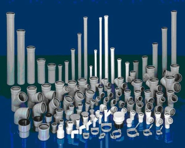 Фото пластиковых канализационных труб различных размеров и форм