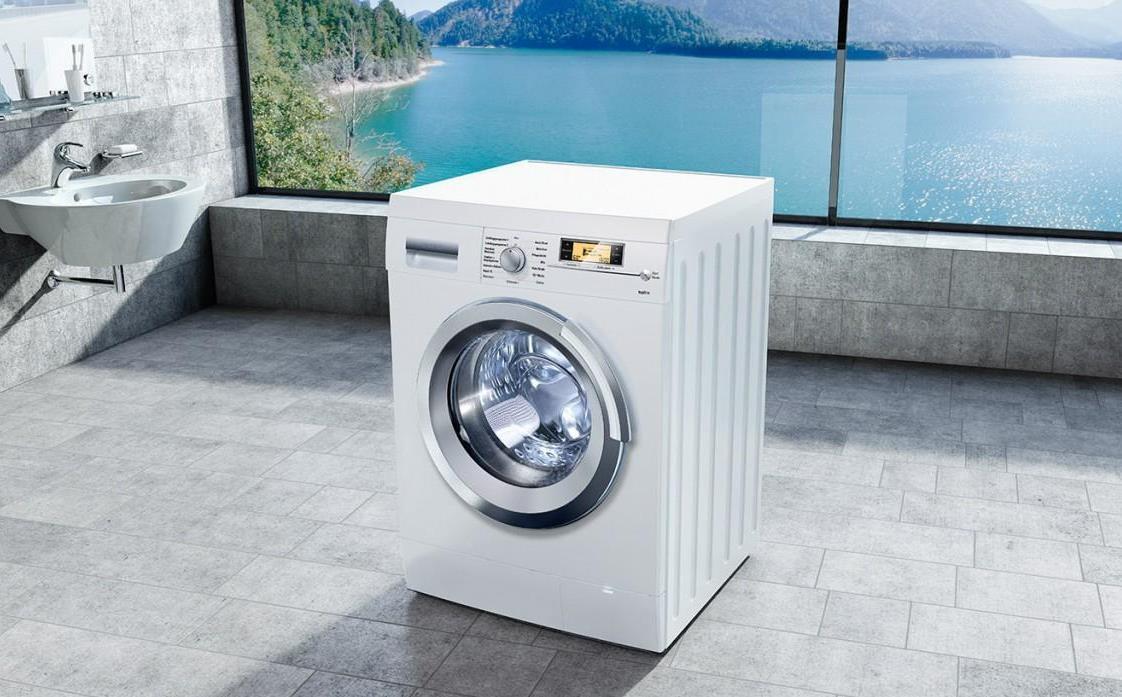 Если стиральная машина не набирает воду и гудит, то немедленно следует приступать к ее ремонту 