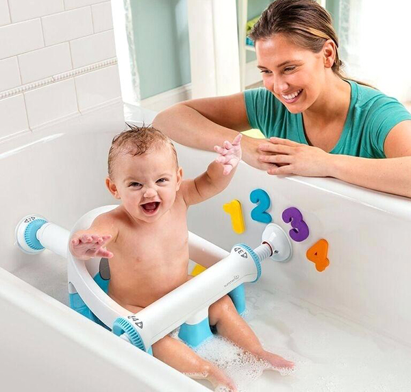 Разновидности стульчиков для купания малыша в ванной, советы по выбору