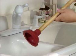 как прочистить трубы в ванной
