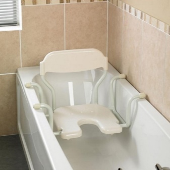 Сиденье для ванны: разновидности и нюансы применения
