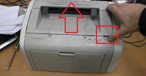Открытие крышки принтера