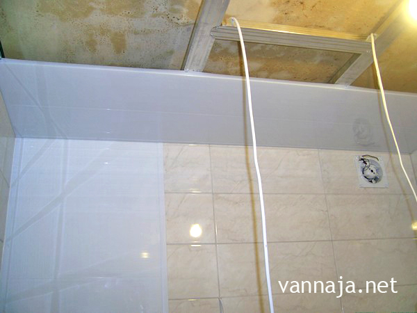 монтаж пластикового потолка в ванной своими руками фото