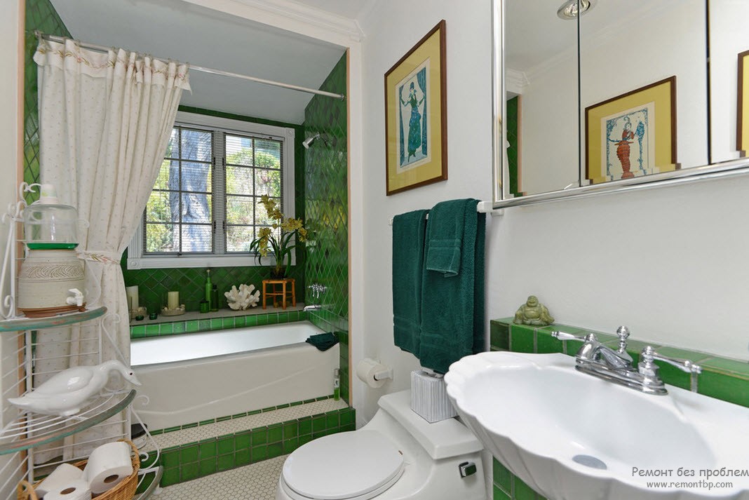 Наилучшее сочетание зеленого с белым в интерьере ванной комнаты