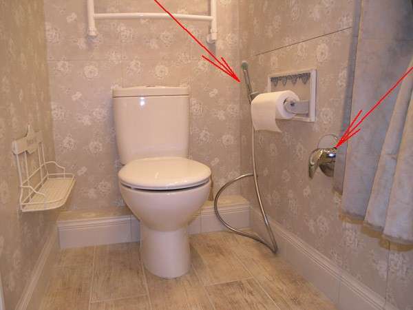 Гигиенический душ в туалете: высота установки?